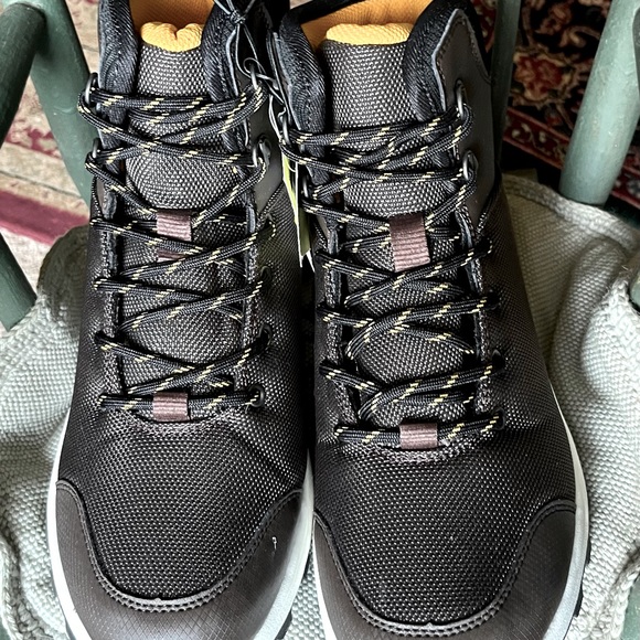 NWT All In Motion Lawson Hybrid Hiker Winter Boots Men’s 7 New - Picture 5 of 10